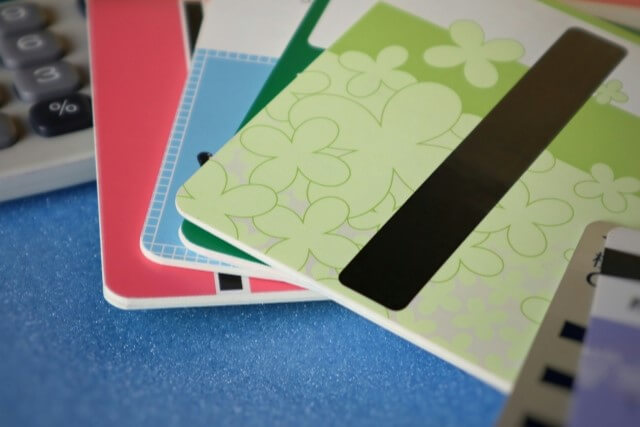 どちらのカードローンも山陰合同銀行の口座が必要になる