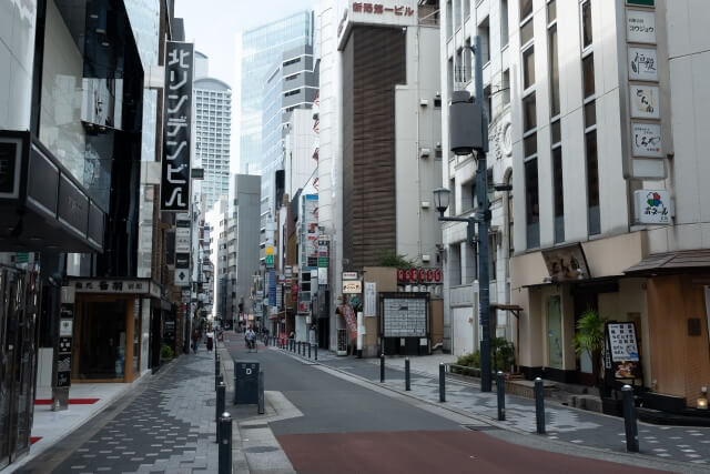 街金ならば4件目以降の新規カードローン契約も可能？