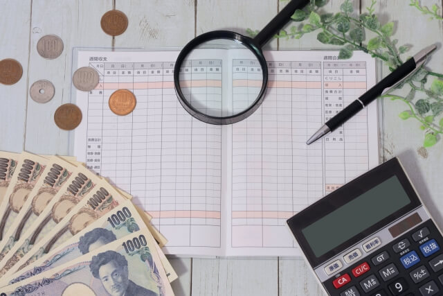 生活が苦しいときの借金は実際にはおすすめできない