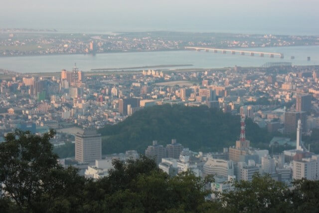 徳島大正銀行の営業エリア内の方が利用できる
